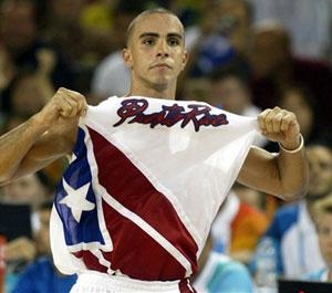 Bleacher Report NBA on X: Carlos Arroyo used to be best known for helping  Puerto Rico defeat the U.S. in the 2004 Olympics. But now? He's a reggaeton  star: People see me